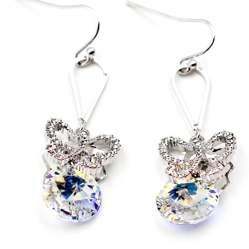 Silver lovely butterfly shiny crystal earrings